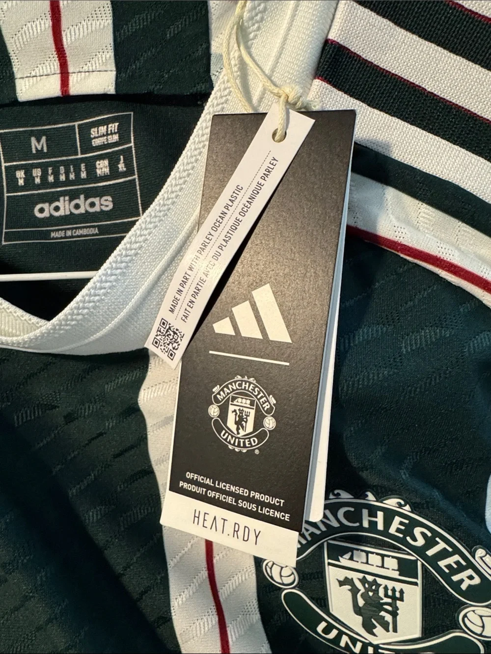 Manchester United player version Soccer Jersey M New with tag